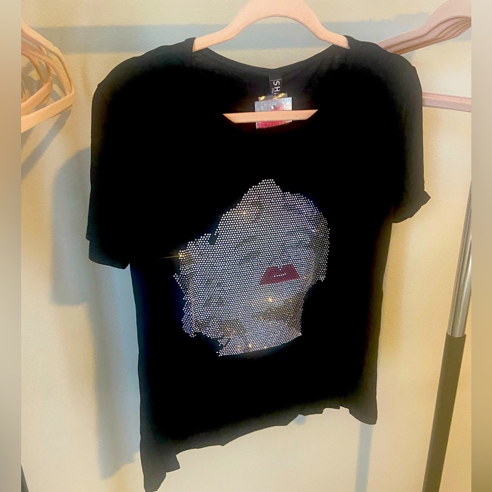 Marilyn Monroe NWT Rhinestone Graphic Top